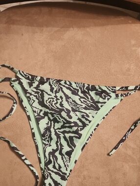 H&M Mint Green and Black Zebra Print String Bikini Bottom